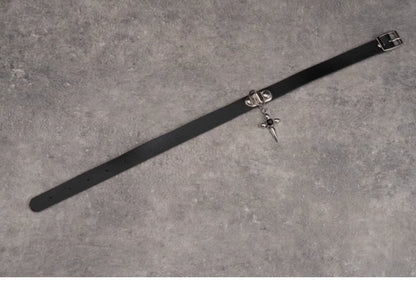 Strange Sugar - Gothic Lolita Choker Faux Leather Heart Pendant Necklace