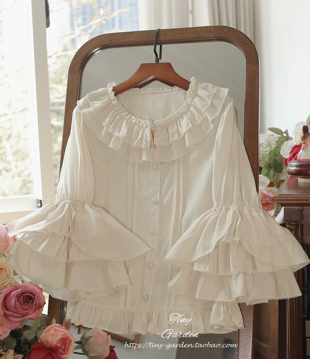 Tiny Garden - Summer Breeze 2.0 - Vintage Lolita Shirt Round Ruffled Collar/Princess Sleeves