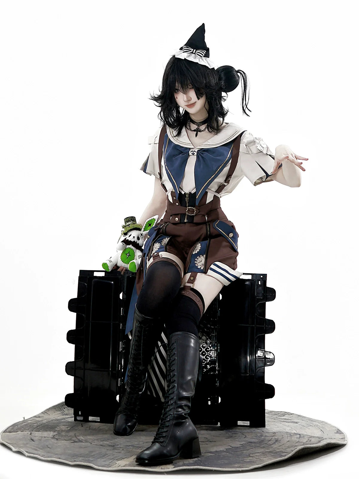 Designer's Gift - Voyager's Daily - Ouji Lolita Suspender Shorts Set with Shirt & Trailing