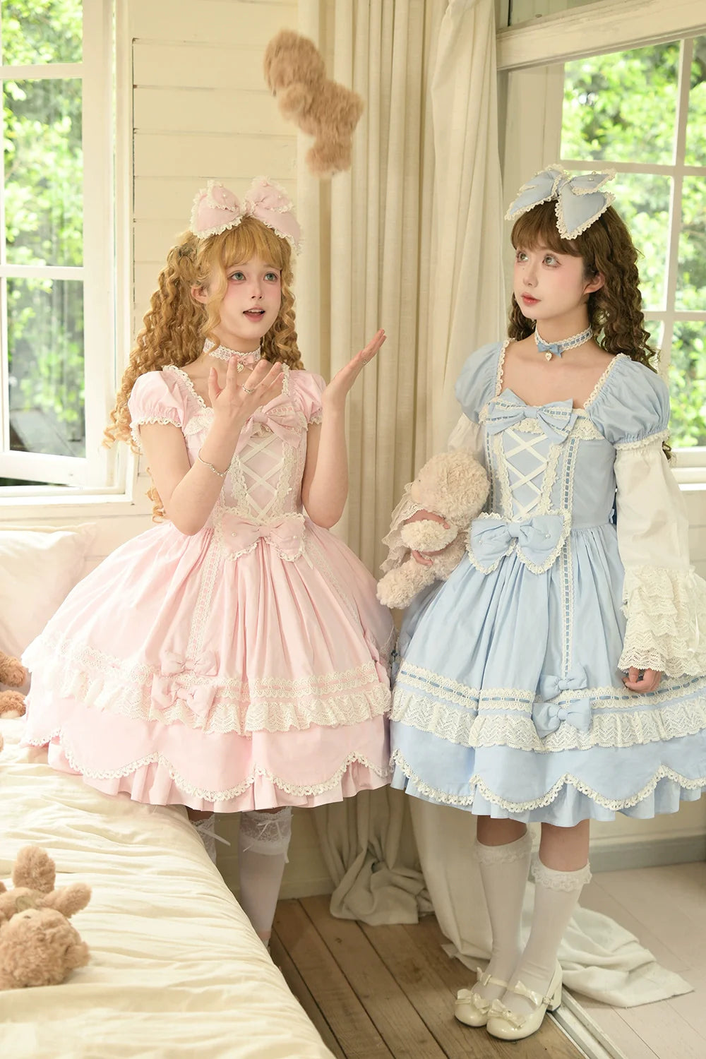 Miss Point - Vintage Petal Rabbit - Old School Lolita OP Cotton Dress With Petal-Shaped Hem