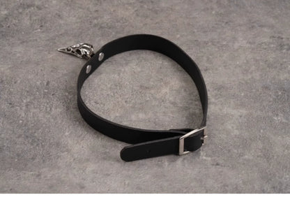 Strange Sugar - Gothic Lolita Choker Faux Leather Heart Pendant Necklace