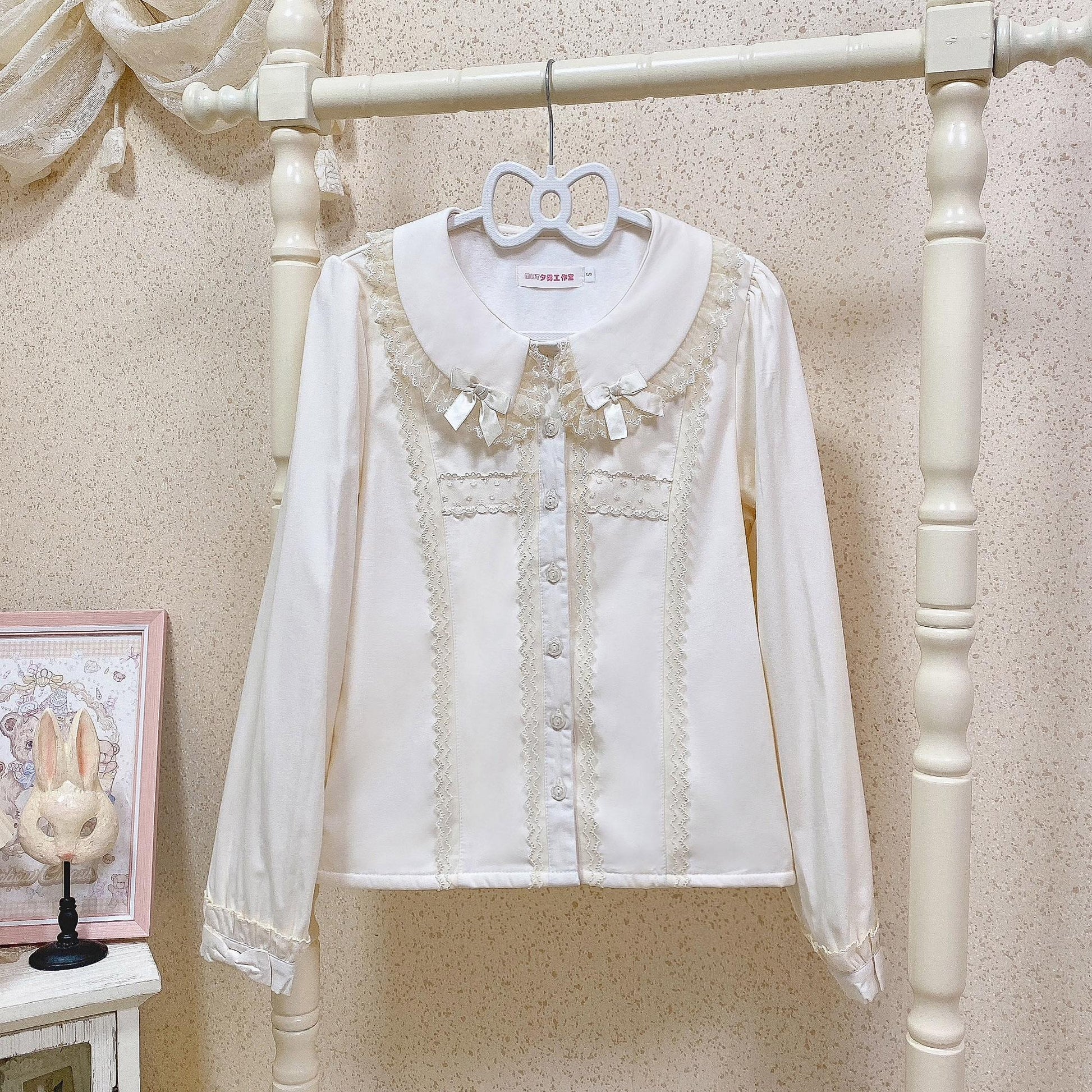 MIST - Grace Deer - Sweet Lolita Blouse with Peter Pan Collar and Long Sleeves