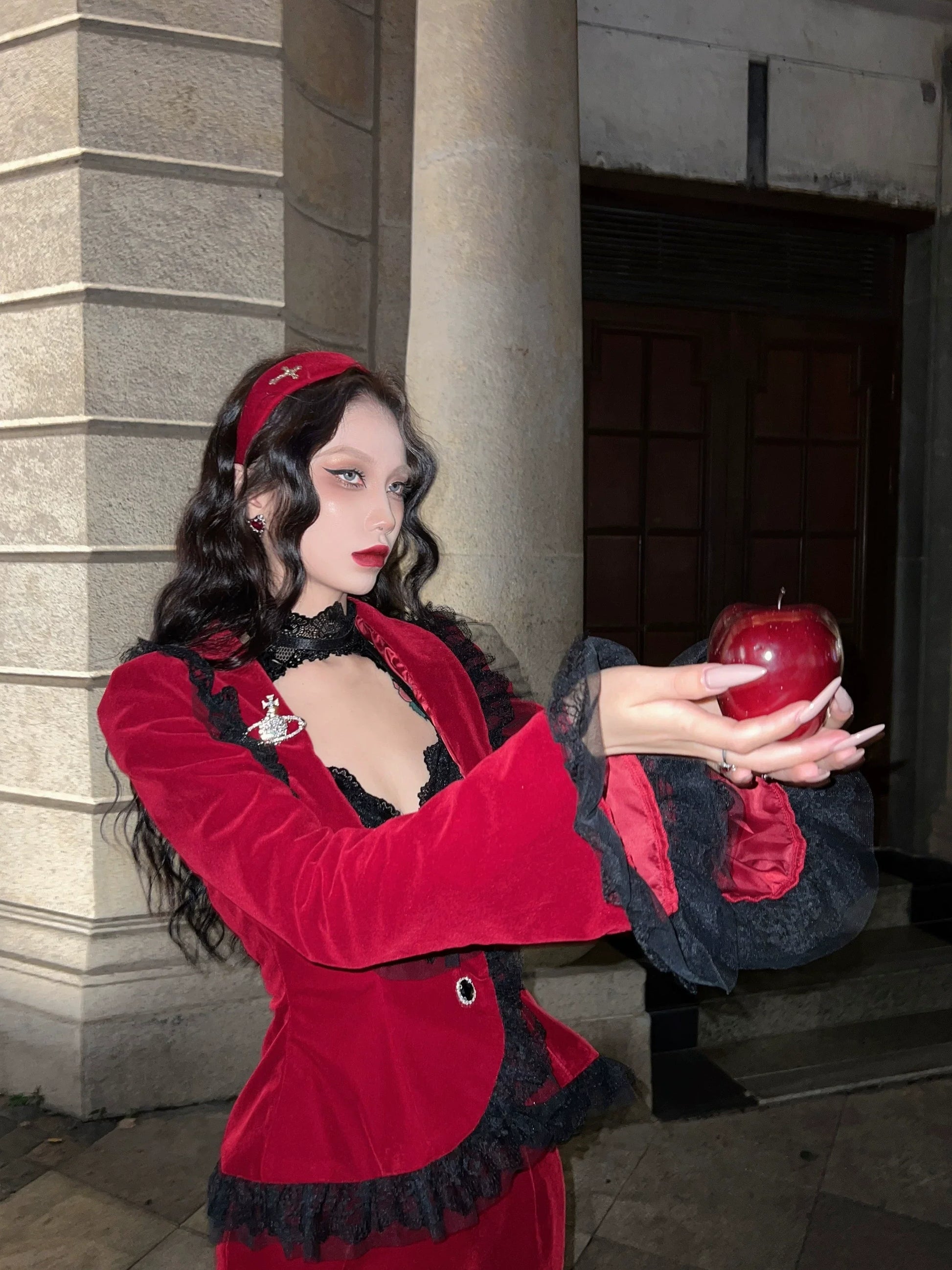 BLACKLIST - Poisonous Apple - Christmas Lolita Dress Bungundy Fishtail Skirt Set