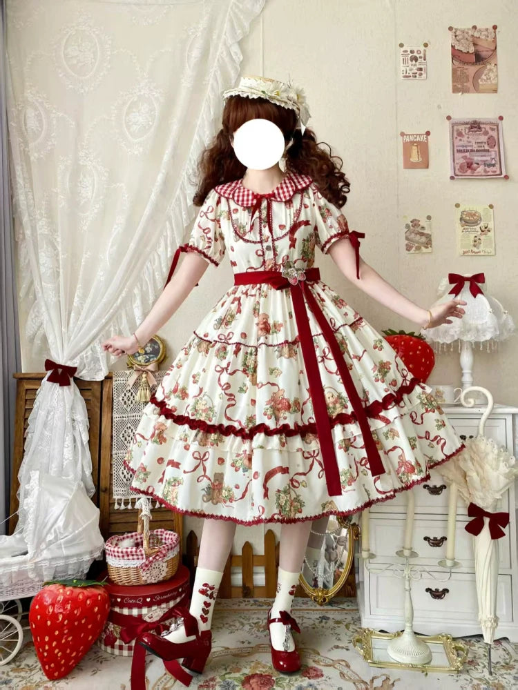 Qianmu - The Bear's Strawberry Field - Daily Lolita OP Dress With Petal Collar & Bear Strawberry Print