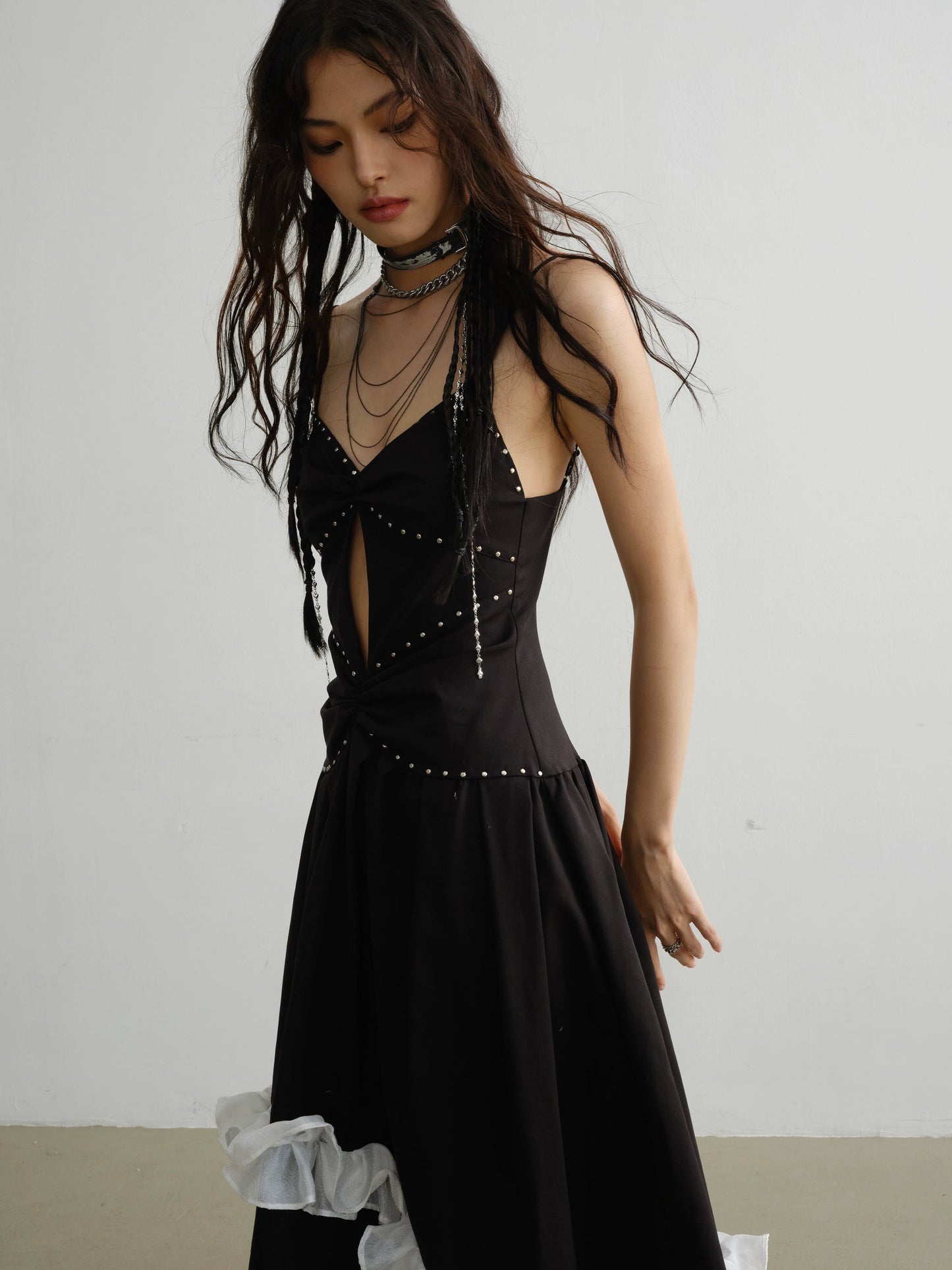 Rivets Decorated Lace Irregular Suspender Dress