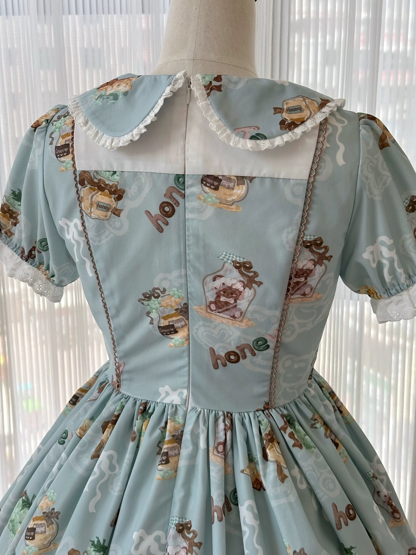 Babyblue - Little Bear Honey Jar - Kawaii Lolita Short Sleeve OP Gingerbread Man Embroidered Dress