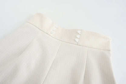 Immortal Thorn - Immortal Duke of Rabbit - Ouji Lolita Shorts With Heart-Shaped Detail