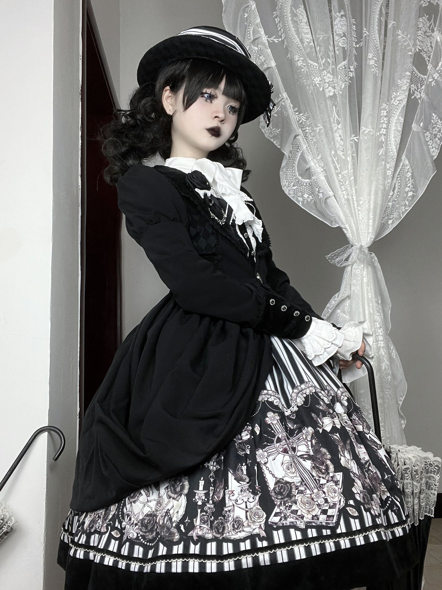 Little Bear - Gothic Lolita Black and White Striped JSK Set