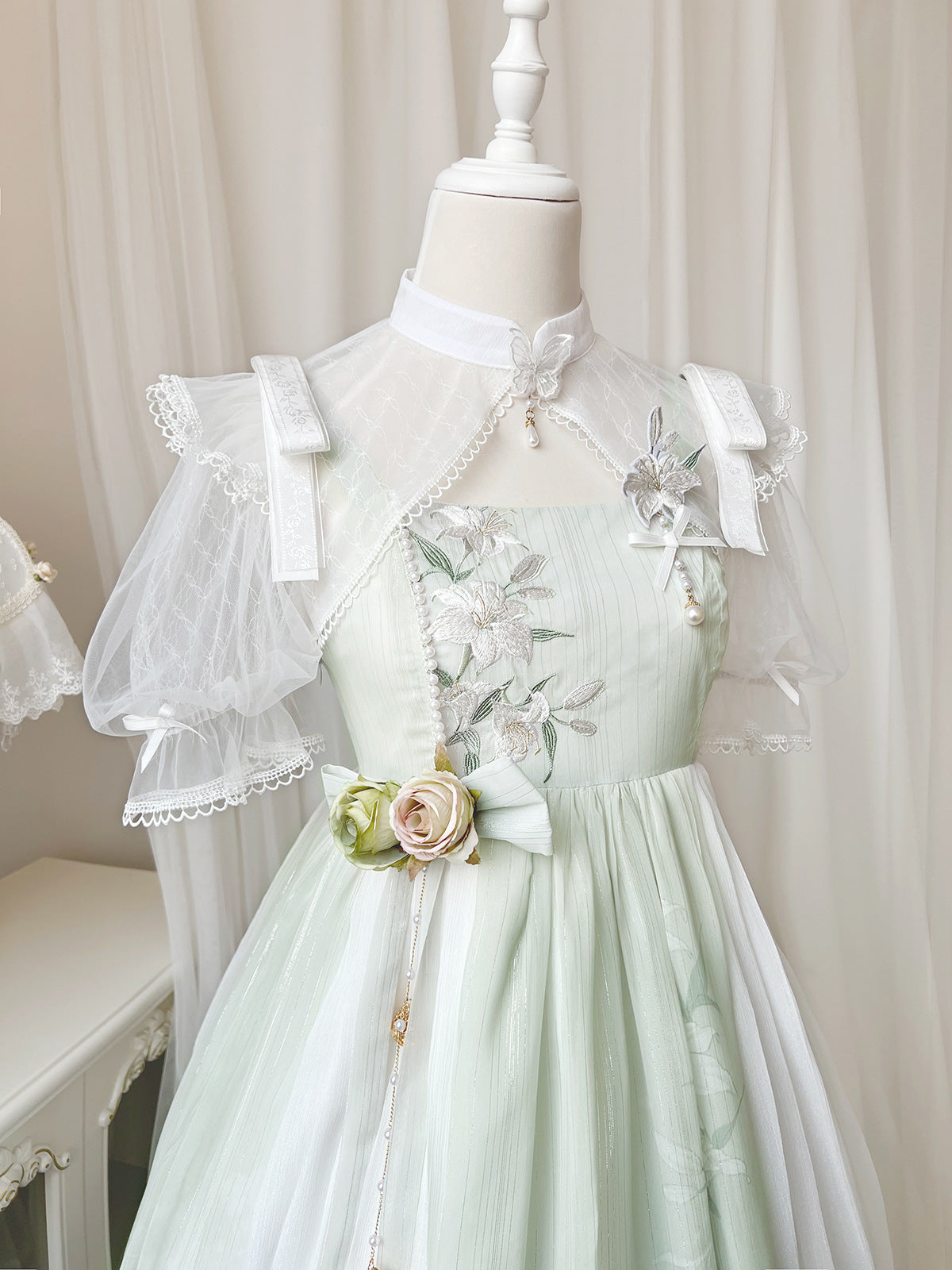 Cornfield Lolita - Wind Singing Lily - Qi Lolita Embroidered Dress Suit