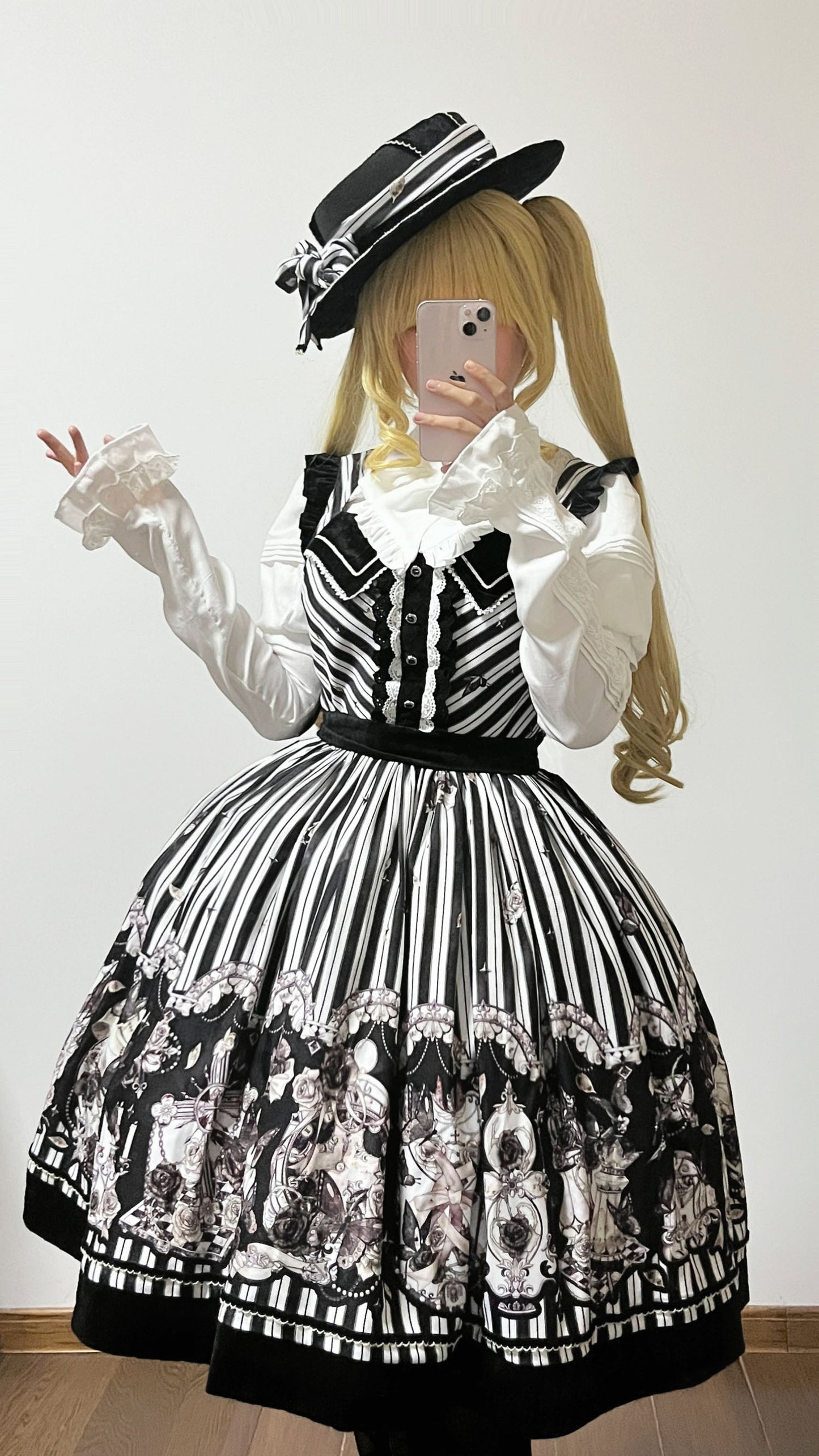 Little Bear - Gothic Lolita Black and White Striped JSK Set