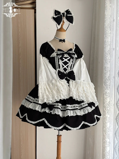 Miss Point - Vintage Petal Rabbit - Old School Lolita OP Cotton Dress With Petal-Shaped Hem
