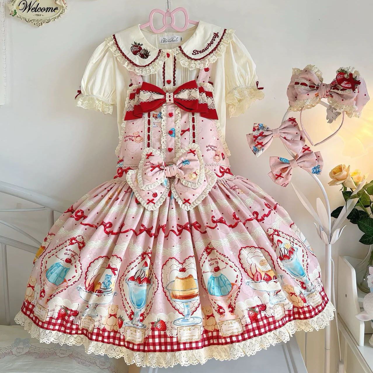 DreamWhale - Showa Dessert Showcase - Kawaii Lolita Dress Suit Pudding-Inspired JSK/Salopette