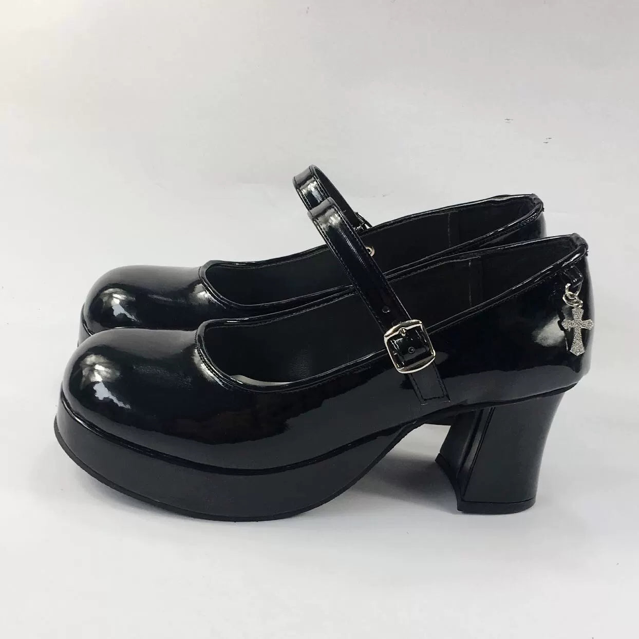 Antaina - Punk Lolita Heels Shoes Metal Cross Horseshoe Heel Shoes