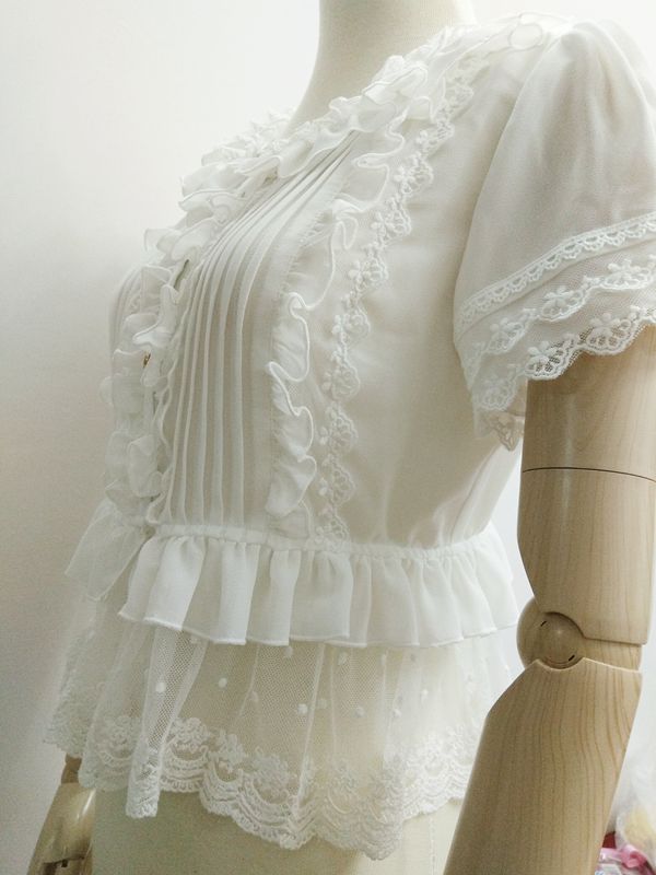 Yilia - Summer Short Sleeve Lace Lolita Blouse