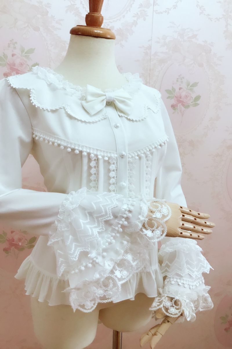 Yilia - Petal Collar Princess Sleeve Vintage Blouse