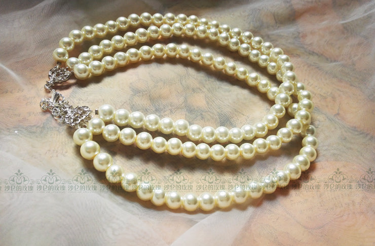Rose of Sharon - Hepburn time - Retro Elegant Tiered Pearl Choker
