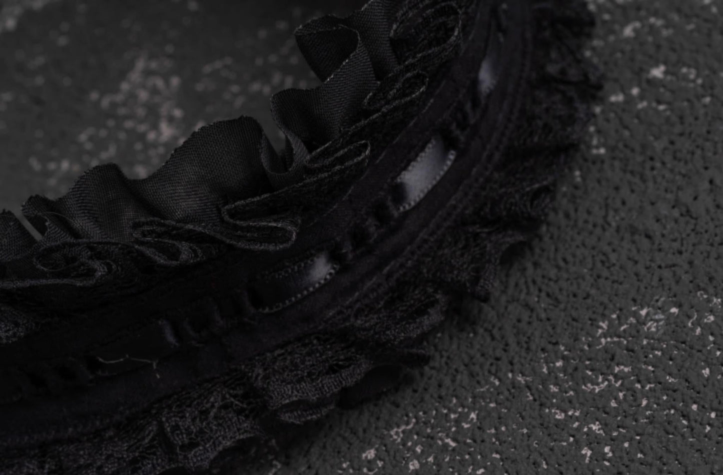 Strange Sugar - Gothic Black Lolita KC Cross Lace Headband Lolita Accessories