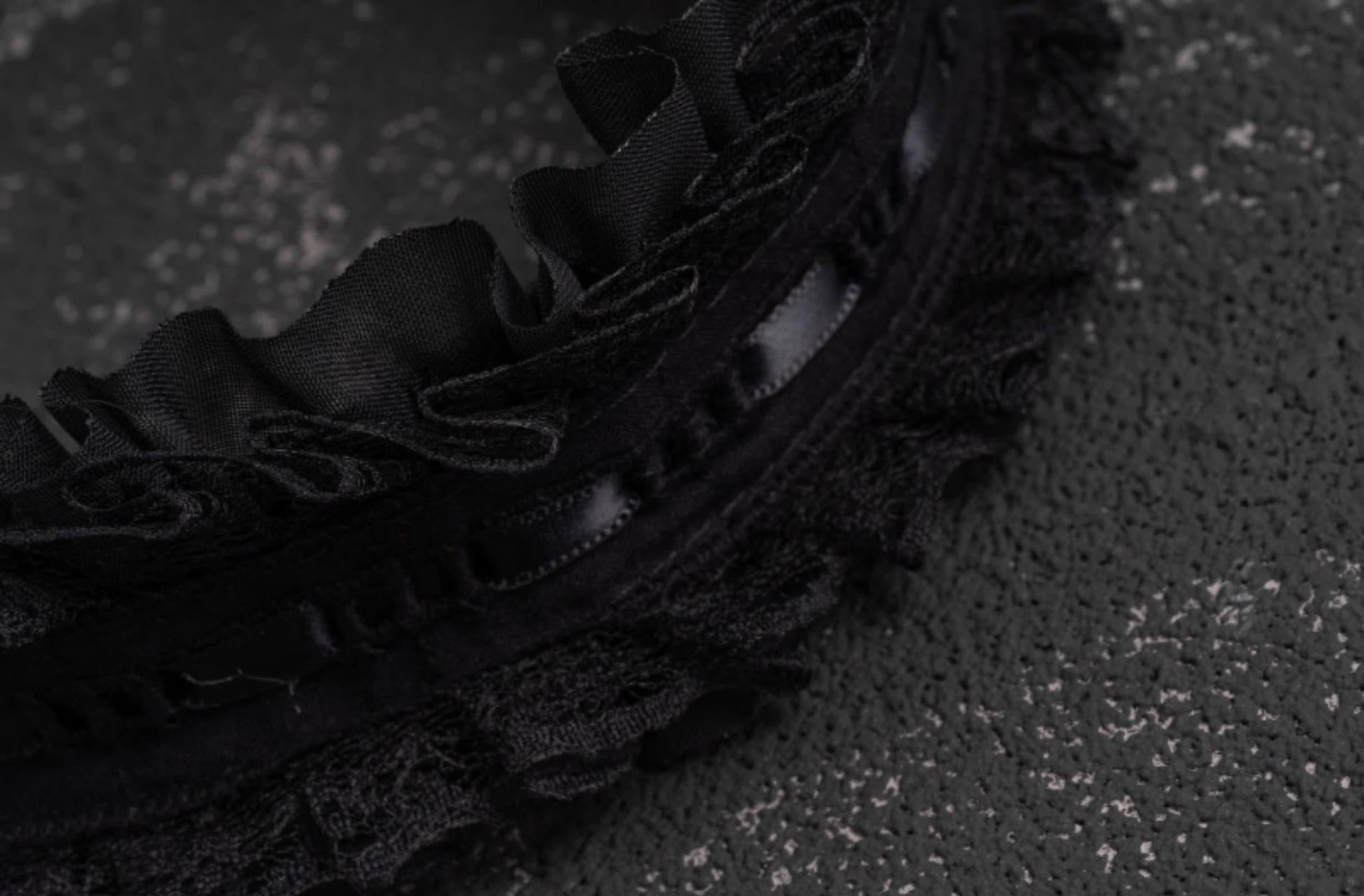 Strange Sugar - Gothic Black Lolita KC Cross Lace Headband Lolita Accessories