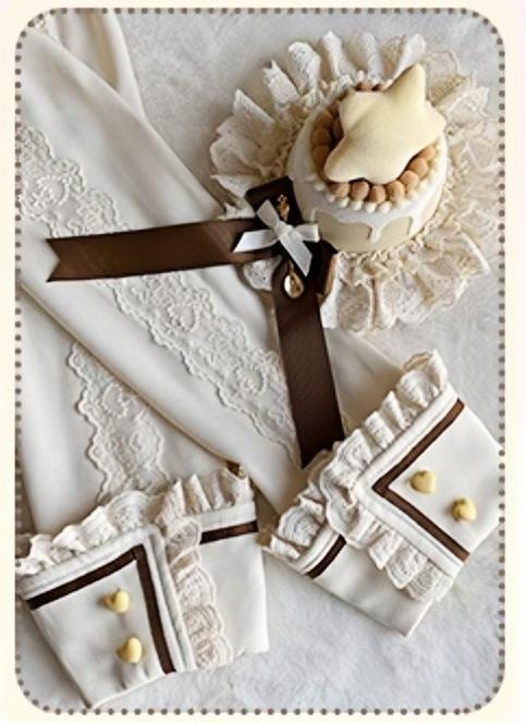 Sakurahime - Berry Bubble - Kawaii Lolita OP Tiered Ruffles Apron Lolita Dress