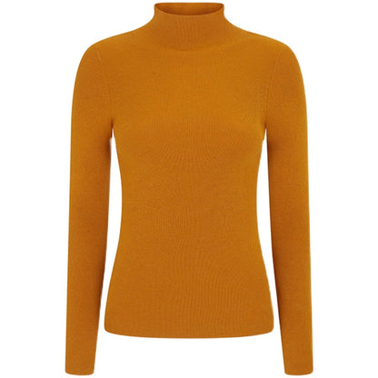 Lady's turtleneck knit