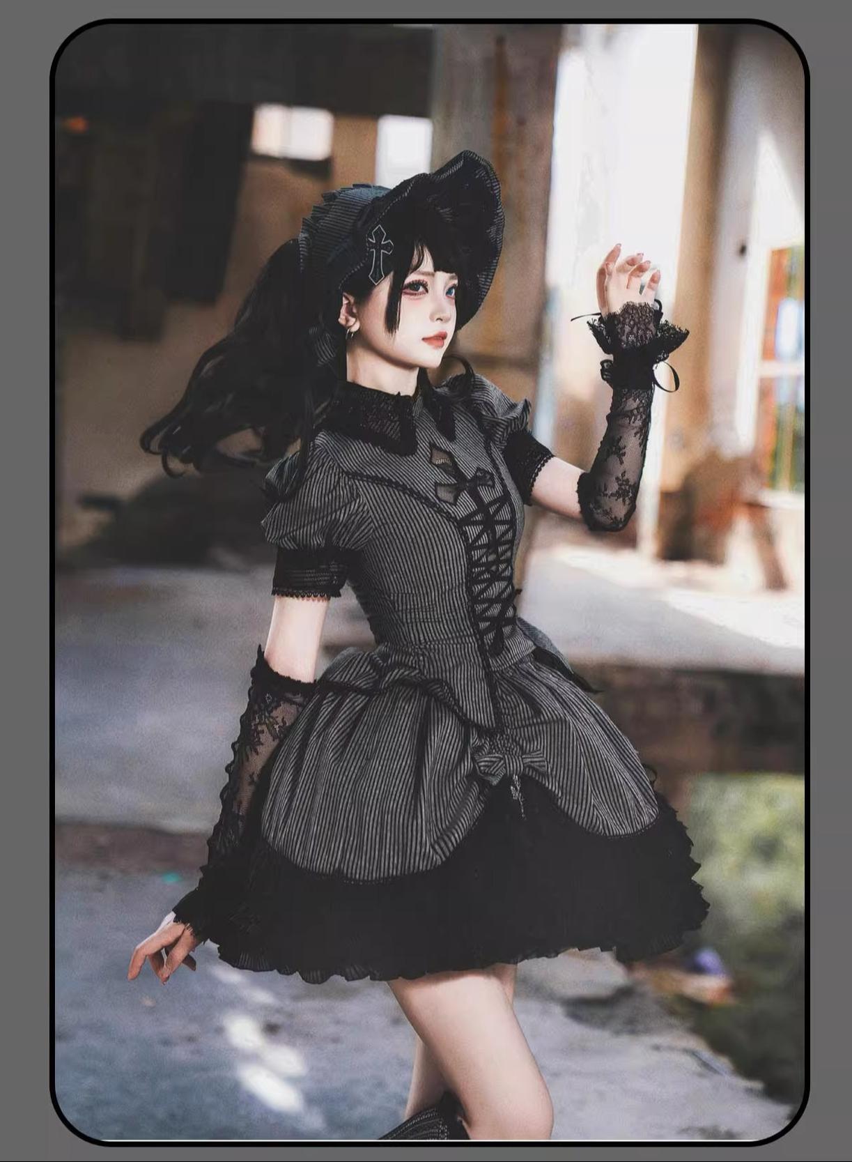 Susin Lolita - Striped Cross - Gothic Coordinated Lolita Set, Adjustable Blouse & Skirt