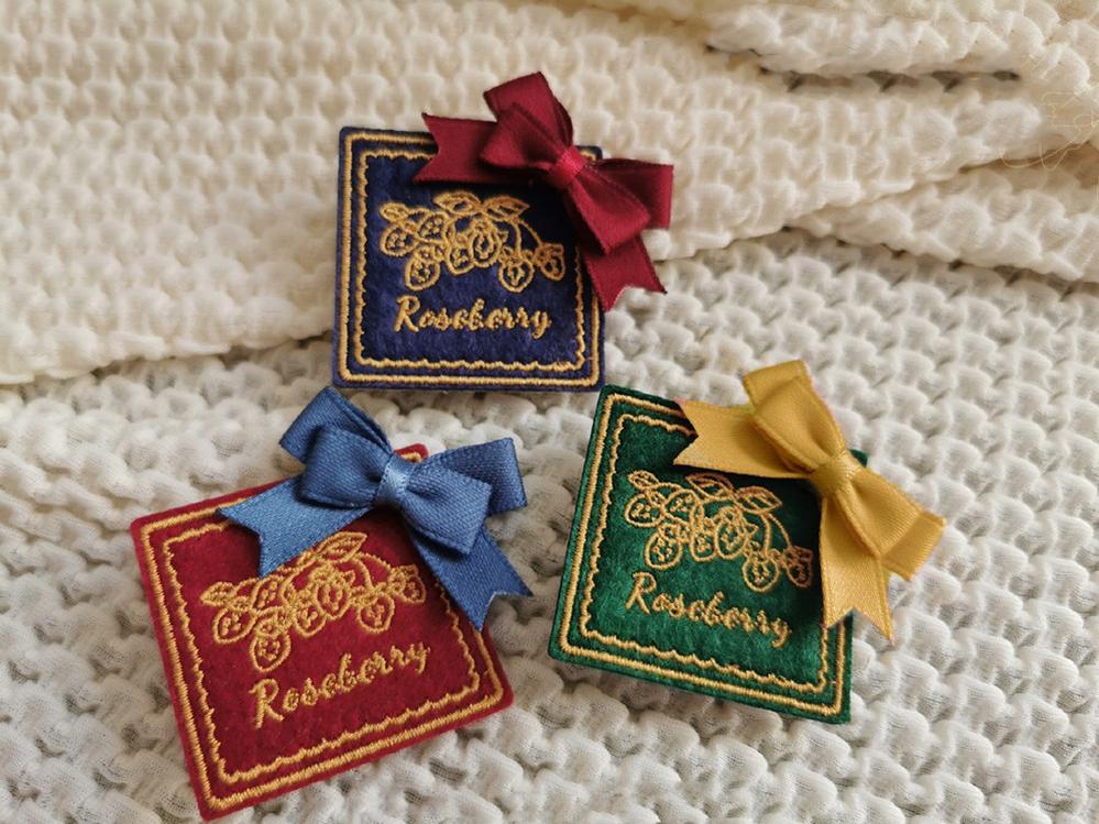 Miss Point - Berry Rose Lolita Accessories Collection KC Beret Necklace