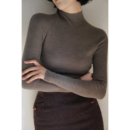 Bottleneck multicolor slim sweater