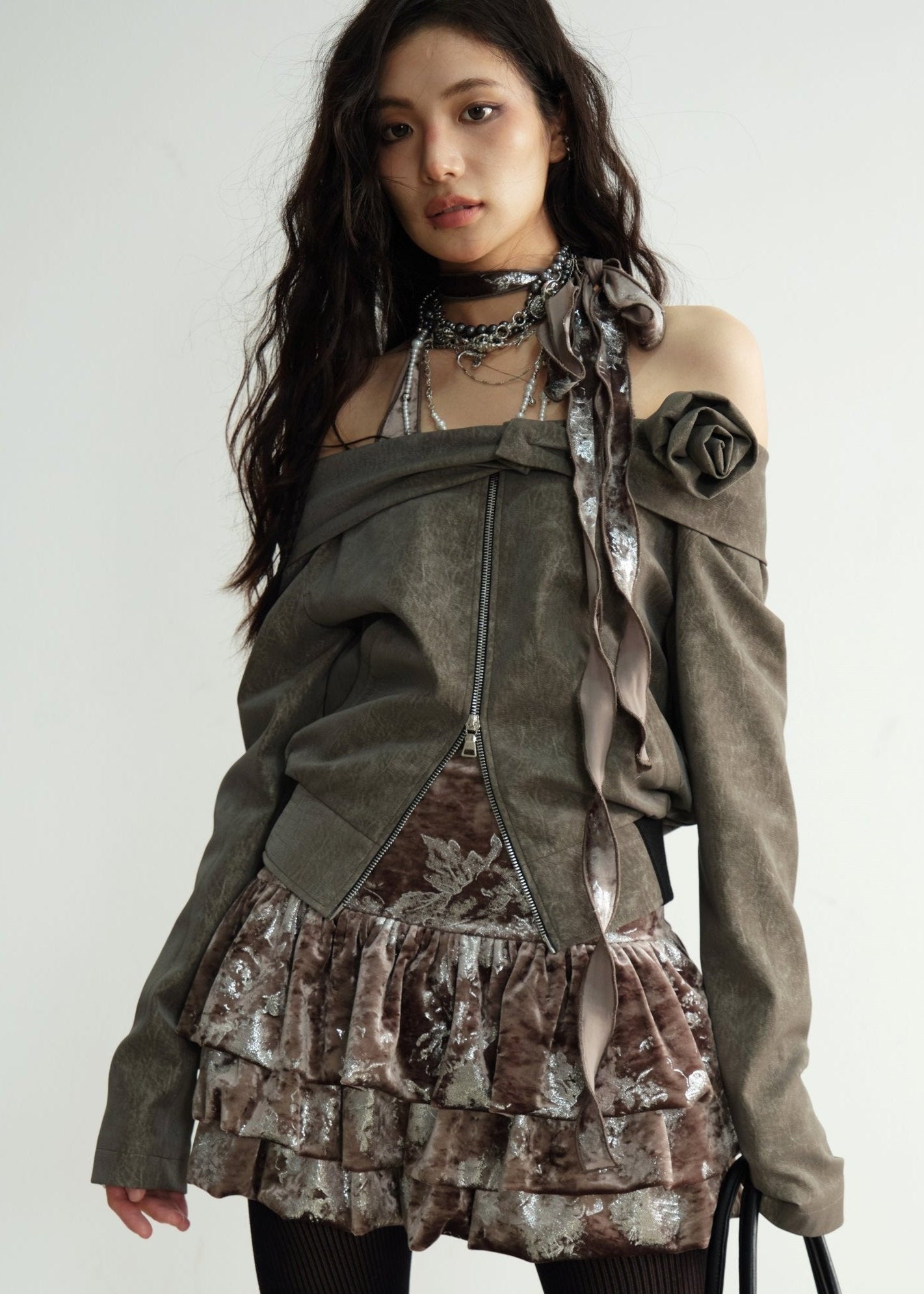 Vintage Floral Off-Shoulder Top