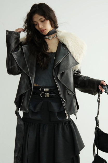 Restrained Pleated Casual Pants With Skirt Set-Up