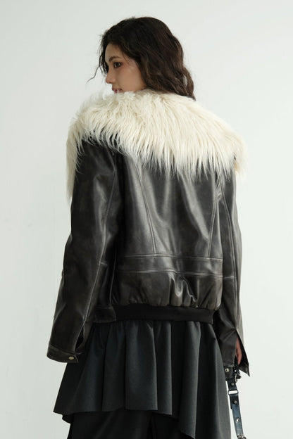 Restrained Pleated Casual Pants With Skirt Set-Up