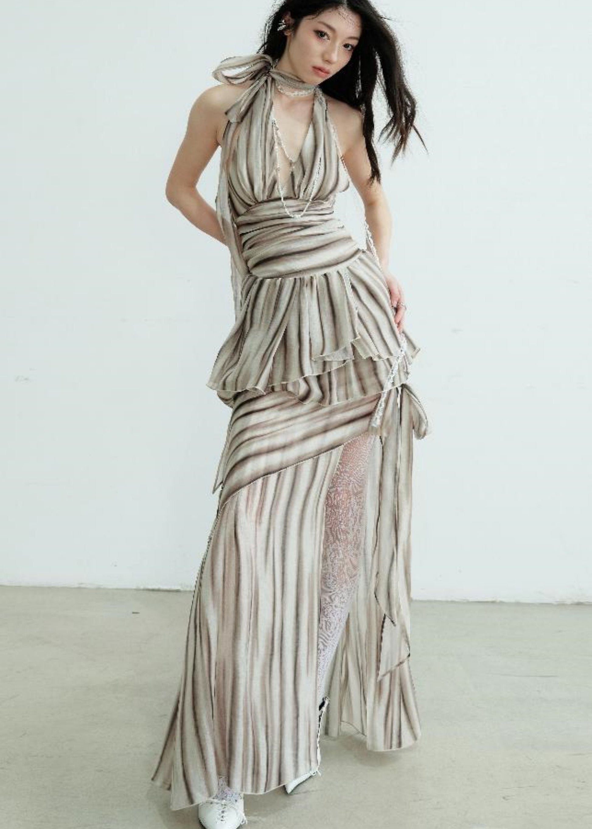 Pleated V-Neck Vest With Skirt Set