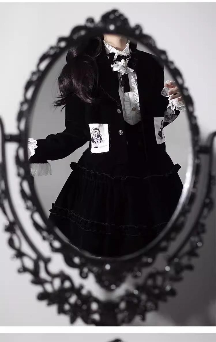 CastleToo - Erosion Heart F-Type - Ouji Lolita Suit Black Velvet Shorts and Skirt