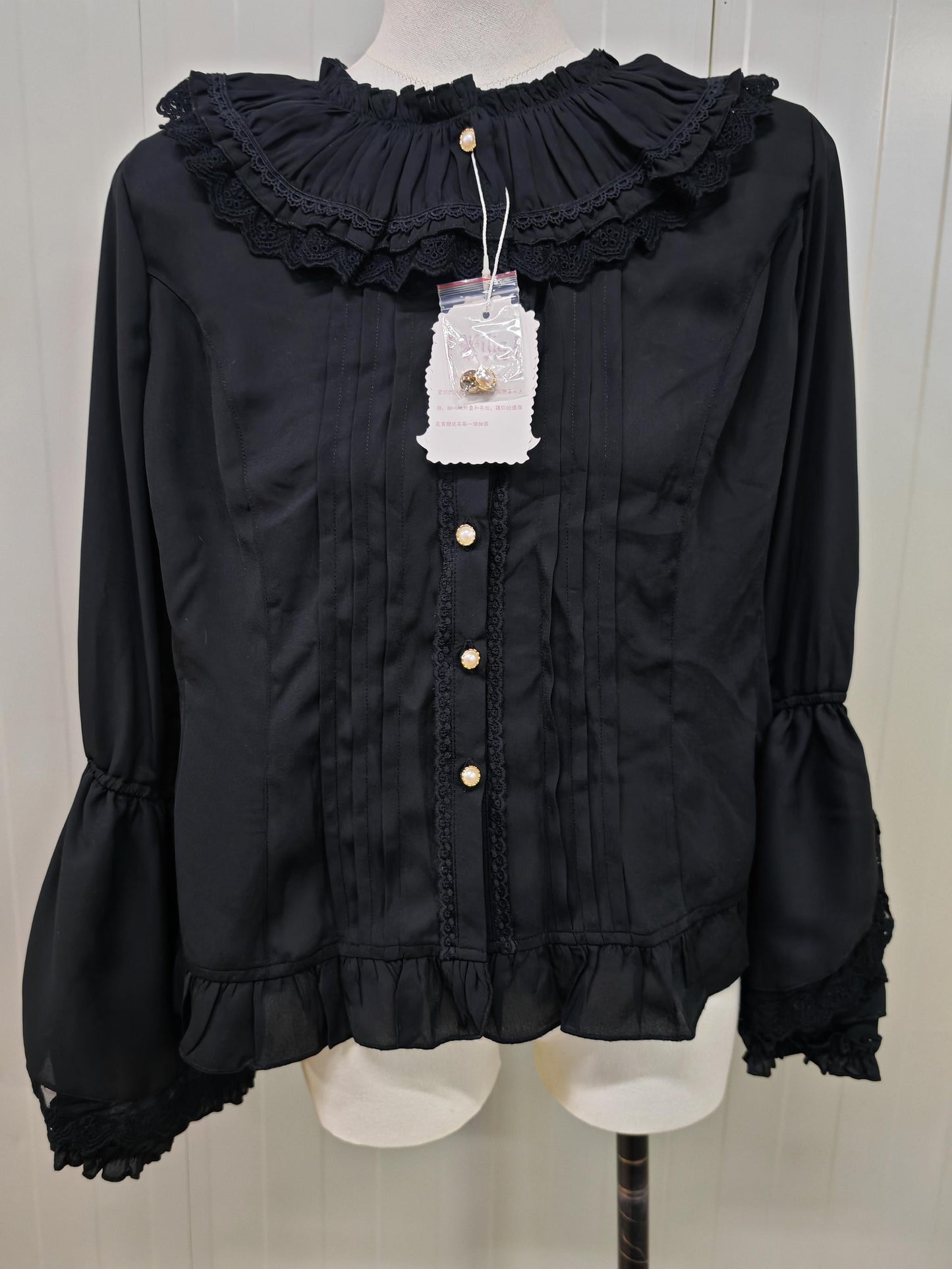 Yilia - Retro Princess Long Sleeve Lolita Blouse