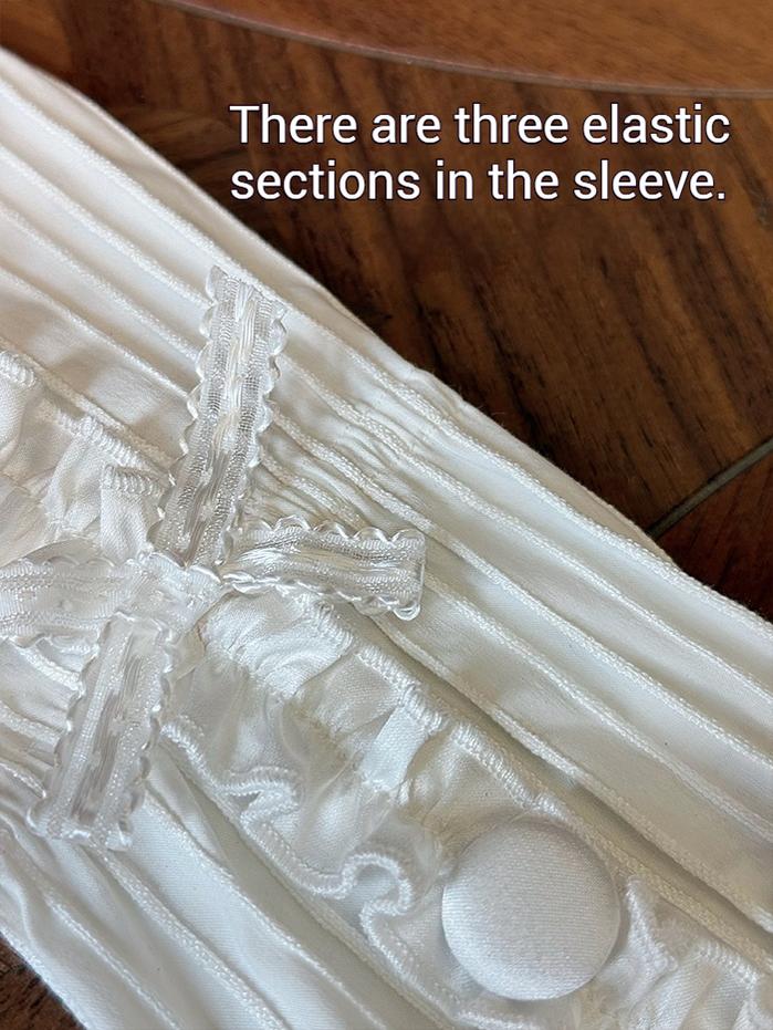 Shuang Sheng Xiao Xiong - Bite The Cake - White Sweet Lolita Blouse, Lace-Up Back