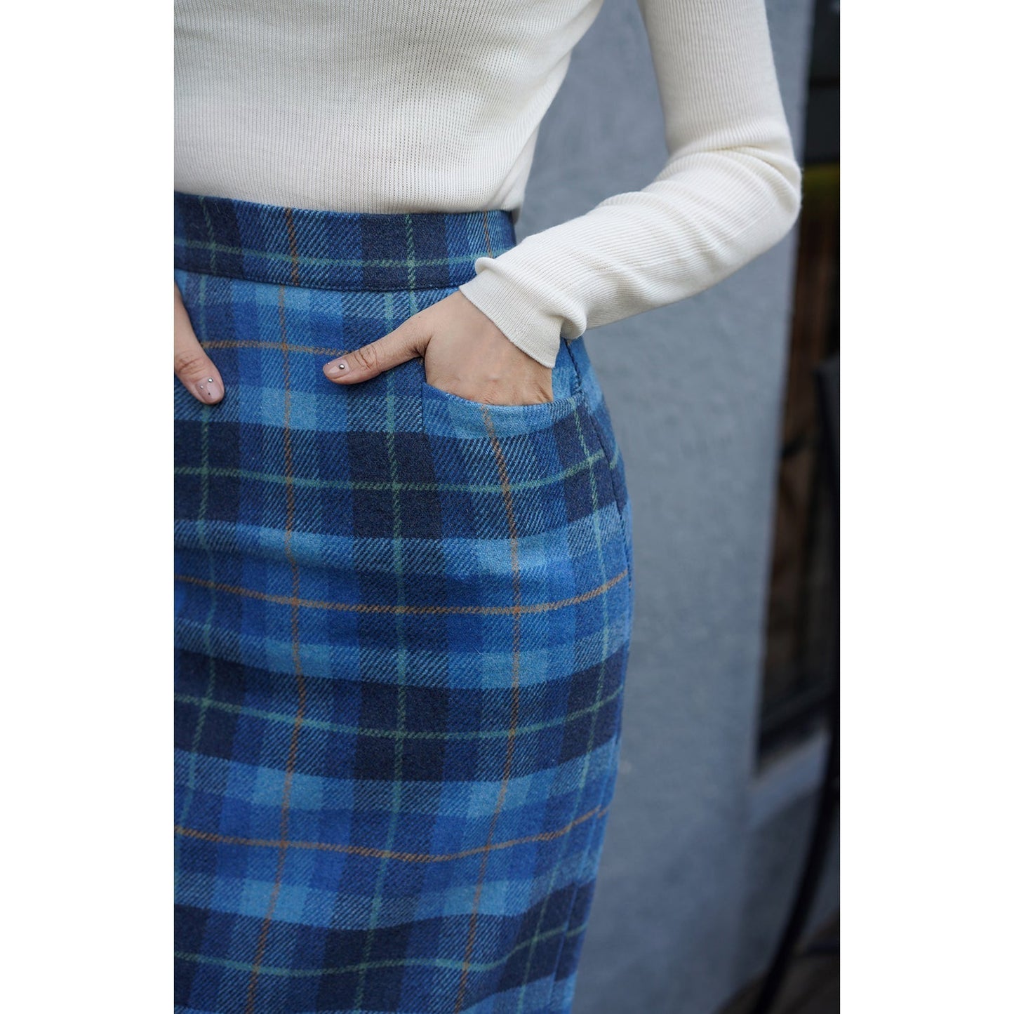 Blue indigo plaid wool tight skirt