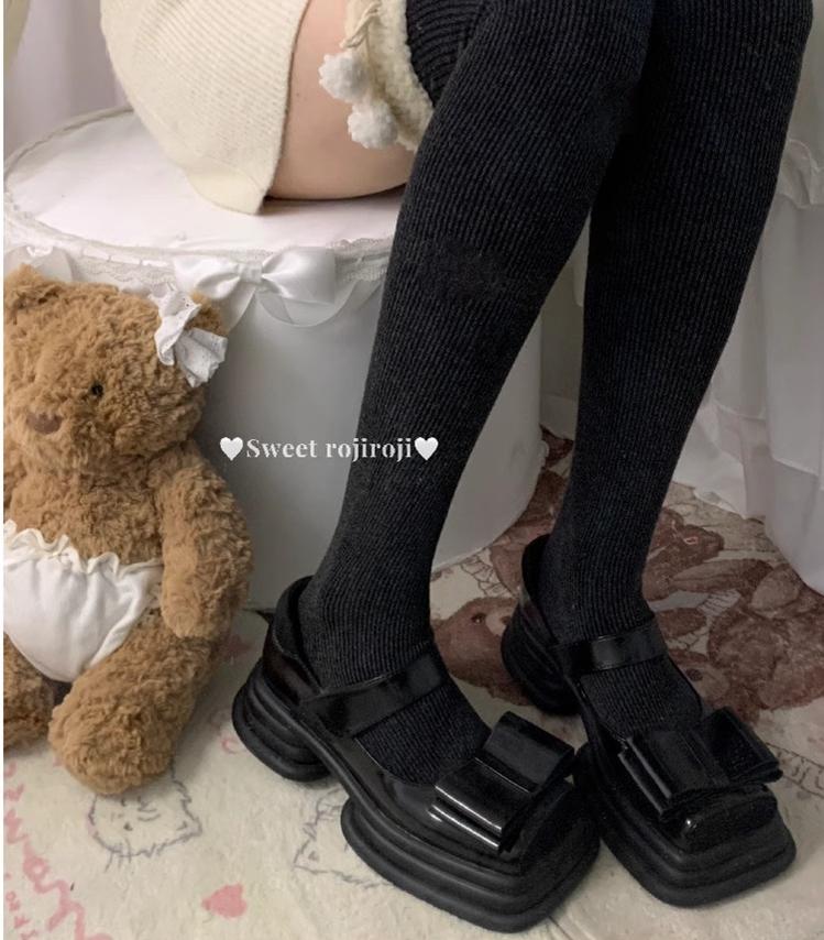 Roji Roji - Winter Fuzzy Ball Lolita Socks Over Knee Thick Socks