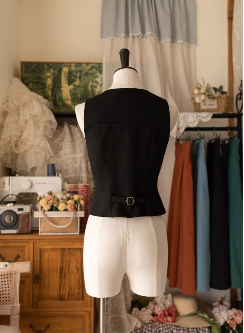 Forest Wardrobe - 4.0 Chest Support Vest Elegant Autumn/Winter Vest