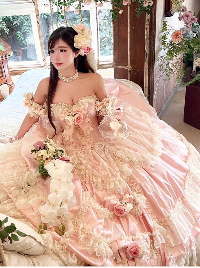 Diamond Honey - Love and Roses - Princess Bridal Wedding Lolita Dress With Rose Detail and Tiered Skirt