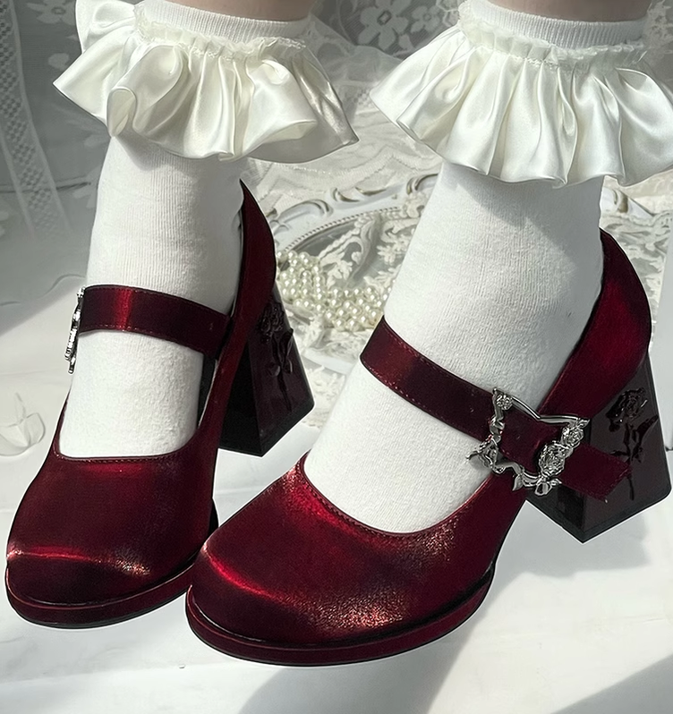 Dreamland - Wanxiang Cycle - Elegant Lolita Heel Shoes with Embossed Rose