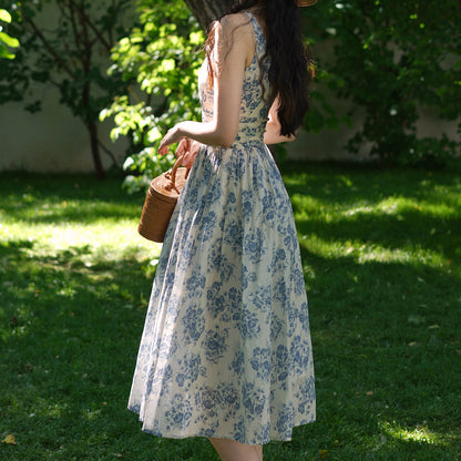 Blue ink flower pattern sleeveless dress