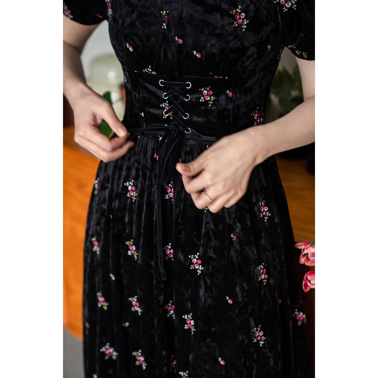 Dark night flower embroidery corset dress