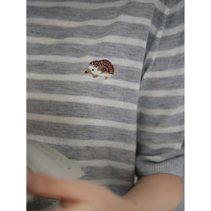 hedgehog embroidery knit tops