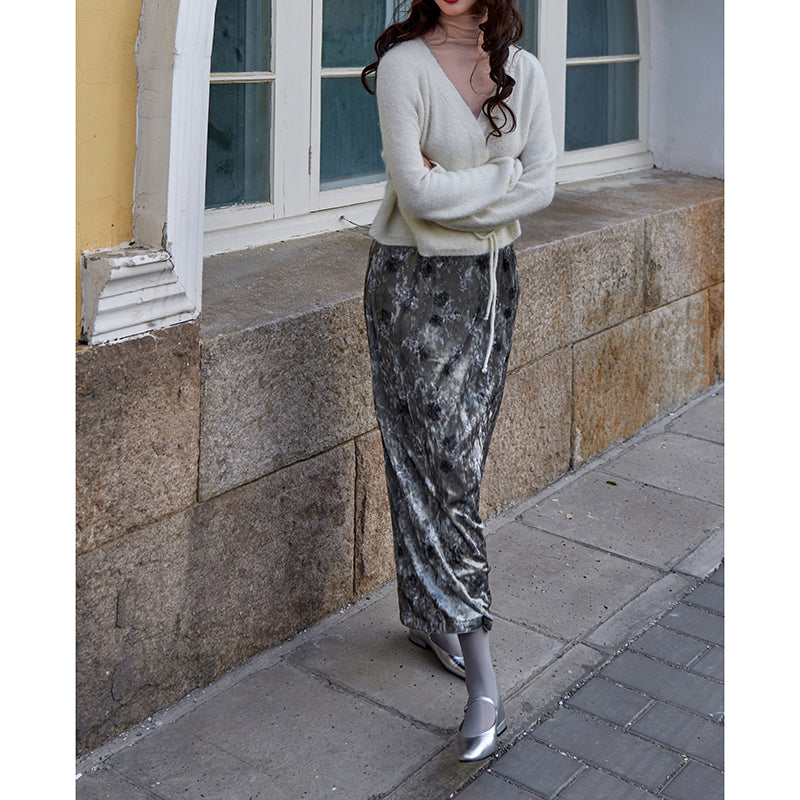 Bouquet pattern velvet long skirt