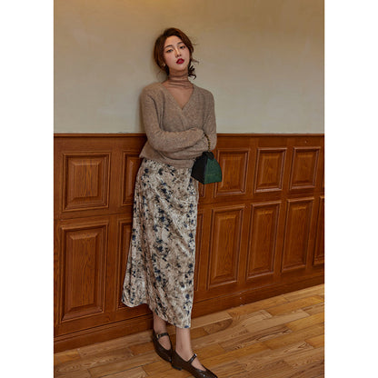 Bouquet pattern velvet long skirt