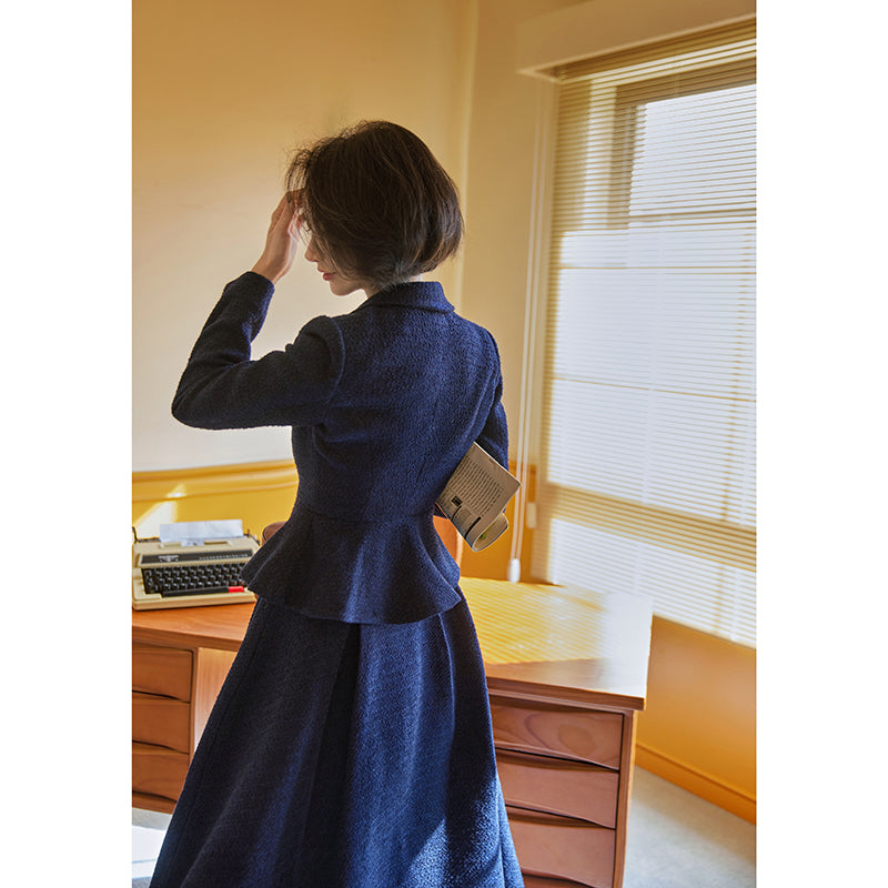 Navy blue actress retro jacket and Hepburn skirt