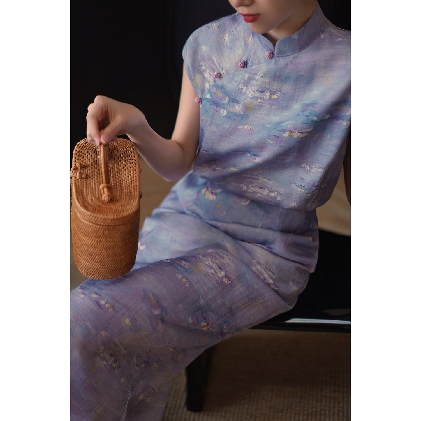 Water lily pond chinese dress