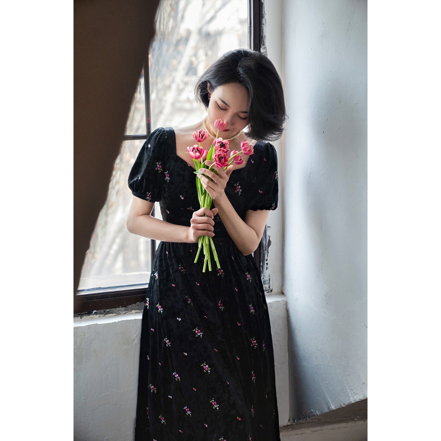 Dark night flower embroidery corset dress