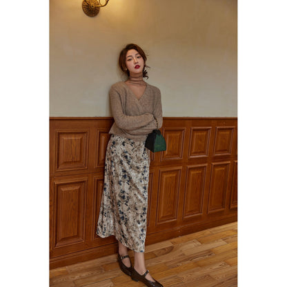 Bouquet pattern velvet long skirt