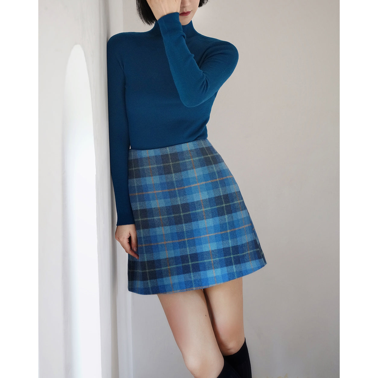 Blue indigo plaid wool tight skirt