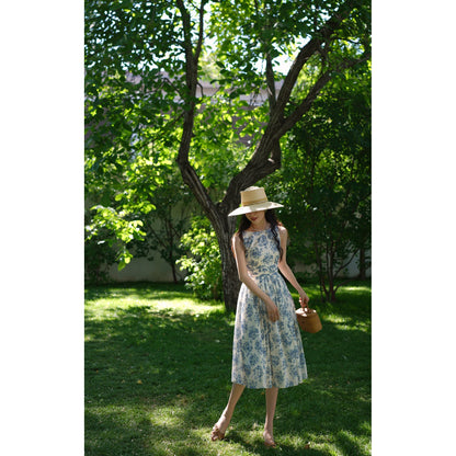 Blue ink flower pattern sleeveless dress